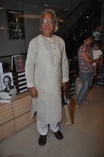 at the launch of Sucheta Bhattacharjee_s Love Bandish Bliss album in Crossword, Mumbai on 25th May 2012 (30).JPG