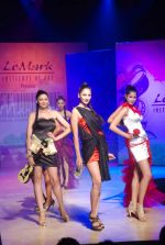 Model walk the ramp for Le Mark Institute fashion show in Mumbai on 27th May 2012 (12).JPG