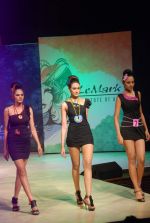 Model walk the ramp for Le Mark Institute fashion show in Mumbai on 27th May 2012 (121).JPG