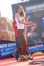 Sara Khan at Water Kingdom in Marve on 27th May 2012 (14).JPG
