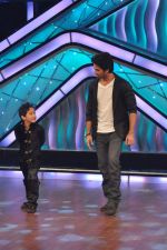Shahid Kapoor on the sets of Lil Masters on 28th May 2012 (15).JPG