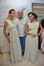 Dalip Tahil at the diamond boutique GREECE launch by Zoya in Mumbai Store on 30th May 2012 (169).JPG