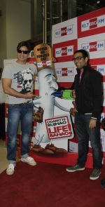 Vivek Oberoi flags off Cigaretter Bhujao, Life Banao campaign on World No Tobacco Day in Mumbai on 30th May 2012 (2).jpg