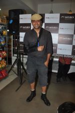 Ash Chandler wih Love Wrinkle Free cast at Nature Basket cooking session in Juhu, Mumbai on 1st June 2012 (19).JPG