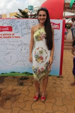 Tara Sharma promotes Kissan in Malad on 2nd May 2012 (13).JPG