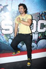 Ranvijay Singh promoted Casio watches in Oberoi Mall, Mumbai on 3rd June 2012 (20).JPG
