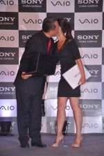 Kareena Kapoor Launches New range of Sony Vaio in J W Marriott on 6th June 2012 (2).JPG