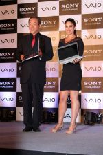 Kareena Kapoor Launches New range of Sony Vaio in J W Marriott on 6th June 2012 (23).JPG
