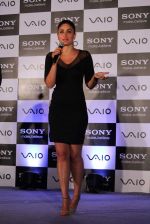 Kareena Kapoor Launches New range of Sony Vaio in J W Marriott on 6th June 2012 (50).JPG