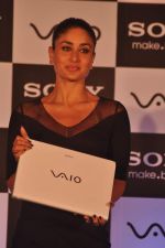 Kareena Kapoor Launches New range of Sony Vaio in J W Marriott on 6th June 2012 (7).JPG