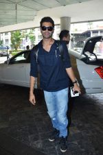 Kunal Rawal  arrive at Singapore for IIFA 2012 on 6th June 2012 (36).JPG