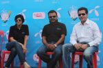 Mandira Bedi and Pravin Amre at Box Cricket Finale, Box Ka Boss in Lalit Kal Bhavan on 7th June 2012 (13).JPG