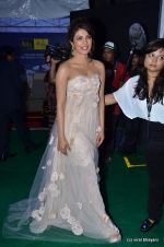 Priyanka Chopra at IIFA Awards 2012 Red Carpet in Singapore on 9th June 2012  (208).JPG