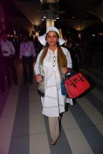 Shabana Azmi return from IIFA Awards 2012 on 10th June 2012 (77).JPG