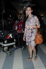 Dia Mirza return from Singapore after attending IIFA Awards in Mumbai on 11th June 2012 (68).JPG