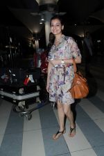 Dia Mirza return from Singapore after attending IIFA Awards in Mumbai on 11th June 2012 (71).JPG