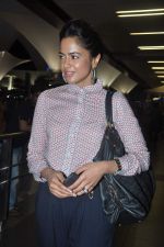 Sameera Reddy return from Singapore after attending IIFA Awards in Mumbai on 11th June 2012 (93).JPG