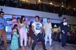 Priyanka Chopra, Shahid Kapoor, Kunal Kohli at Opium eye wear promotions in Oberoi Mall, Goregaon on 13th June 2012 (14).JPG