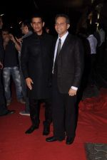 Rajesh Mapuskar, Sharman Joshi at Ferrari Ki Sawari premiere in Mumbai on 14th June 2012 (117).JPG