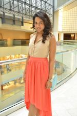 Sameera Reddy snapped shopping at Raffles in Singapore on 17th June 2012 (11).JPG
