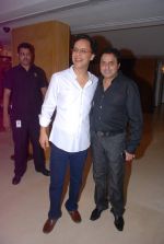 Vidhu Vinod Chopra at Prem Chopra_s bash for the success of Sharman Joshi_s film Ferrari Ki Sawaari on 20th June  2012 (50).JPG