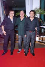 at Prem Chopra_s bash for the success of Sharman Joshi_s film Ferrari Ki Sawaari on 20th June  2012 (6).JPG