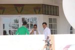 Akshay Kumar, Dimple Kapadia at the hospital when Rajesh Khanna was discharged in Mumbai on 21st June 2012 (33).JPG