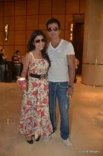 Sonu Sood,Shriya Saran at SIIMA Awards Gen Next and Gen Next Fashion Awards red carpet, Dubai on 21st June 2012 (16).JPG
