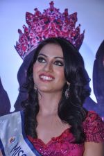 Himangini Singh, Miss Asia Pacific World with Sushmita Sen in Andheri, Mumbai on 23rd June 2012 (29).JPG