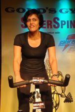 Mandira Bedi graces Gold_s Gym promotion in Mumbai on 24th June 2012 (4).JPG