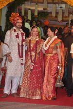 Esha Deol, Bharat Takhtani, Hema Malini at Esha Deol_s wedding in Iskcon Temple on 29th June 2012 (273).JPG