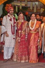 Esha Deol, Bharat Takhtani, Hema Malini at Esha Deol_s wedding in Iskcon Temple on 29th June 2012 (283).JPG