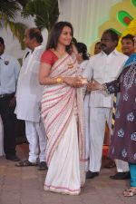 Rani Mukherjee at Esha Deol_s wedding in Iskcon Temple on 29th June 2012 (234).JPG