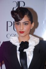 Sonam Kapoor at the launch of Pure Concept in Mumbai on 29th June 2012 (56).JPG