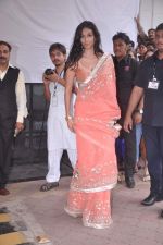 preeti Desai at Esha Deol_s wedding in Iskcon Temple on 29th June 2012 (131).JPG