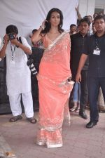 preeti Desai at Esha Deol_s wedding in Iskcon Temple on 29th June 2012 (133).JPG