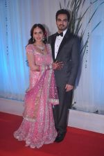 Esha Deol, Bharat Takthani at Esha Deol_s wedding reception in five-star hotel,Mumbai on 30th June 2012 (60).JPG