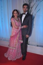 Esha Deol, Bharat Takthani at Esha Deol_s wedding reception in five-star hotel,Mumbai on 30th June 2012 (65).JPG