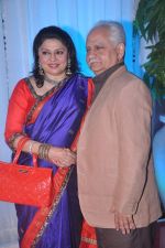 Kiran Sippy, Ramesh Sippy at Esha Deol_s wedding reception in five-star hotel,Mumbai on 30th June 2012 (200).JPG