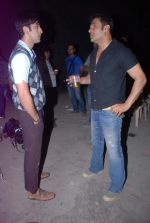 Ranbir Kapoor,Sunil Shetty snapepd in Kandivali, Mumbai on 30th June 2012 (48).JPG