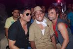 Sunil Shetty, Rajpal Yadav on location of film Mere Dost Picture Abhi Baki Hain in Kandivali, Mumbai on 30th June 2012 (24).JPG