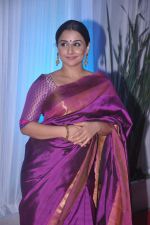 Vidya Balan at Esha Deol_s wedding reception in five-star hotel,Mumbai on 30th June 2012 (138).JPG