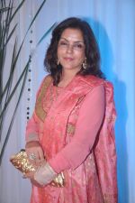 Zeenat aman at Esha Deol_s wedding reception in five-star hotel,Mumbai on 30th June 2012 (164).JPG