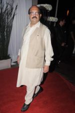 at Esha Deol_s wedding reception in five-star hotel,Mumbai on 30th June 2012 (81).JPG