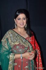 Smriti Irani at Pidilite presents Manish Malhotra, Shaina NC show for CPAA in Mumbai on 1st July 2012  (115).JPG