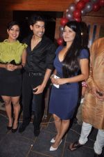 Kratika Sengar, Debina and Gurmeet Chaudhary at Punar Vivah serial success party in Mumbai on 7th July 2012 (39).JPG
