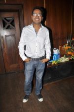 at Vivek Vaswani_s birthday bash in Tote, Mumbai on 8th July 2012 (112).JPG