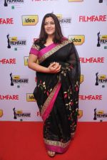 Kushboo (Actress) at the Red Carpet of _59th !dea Filmfare Awards 2011_ (South) on 8th July at Jawaharlal Nehru indoor stadium, Chennai..jpg