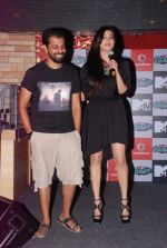 Shruti Hassan at MTV Rush press meet in Red Ant Cafe, Mumbai on 10th July 2012 (18).JPG