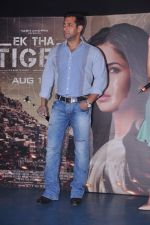 Salman Khan at Ek Tha Tiger song first look in Mumbai on 12th July 2012 (46).JPG